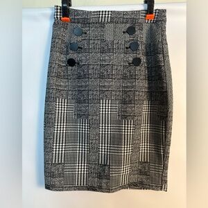 H&M Houndstooth Checker Skirt Size 4 Knee Length